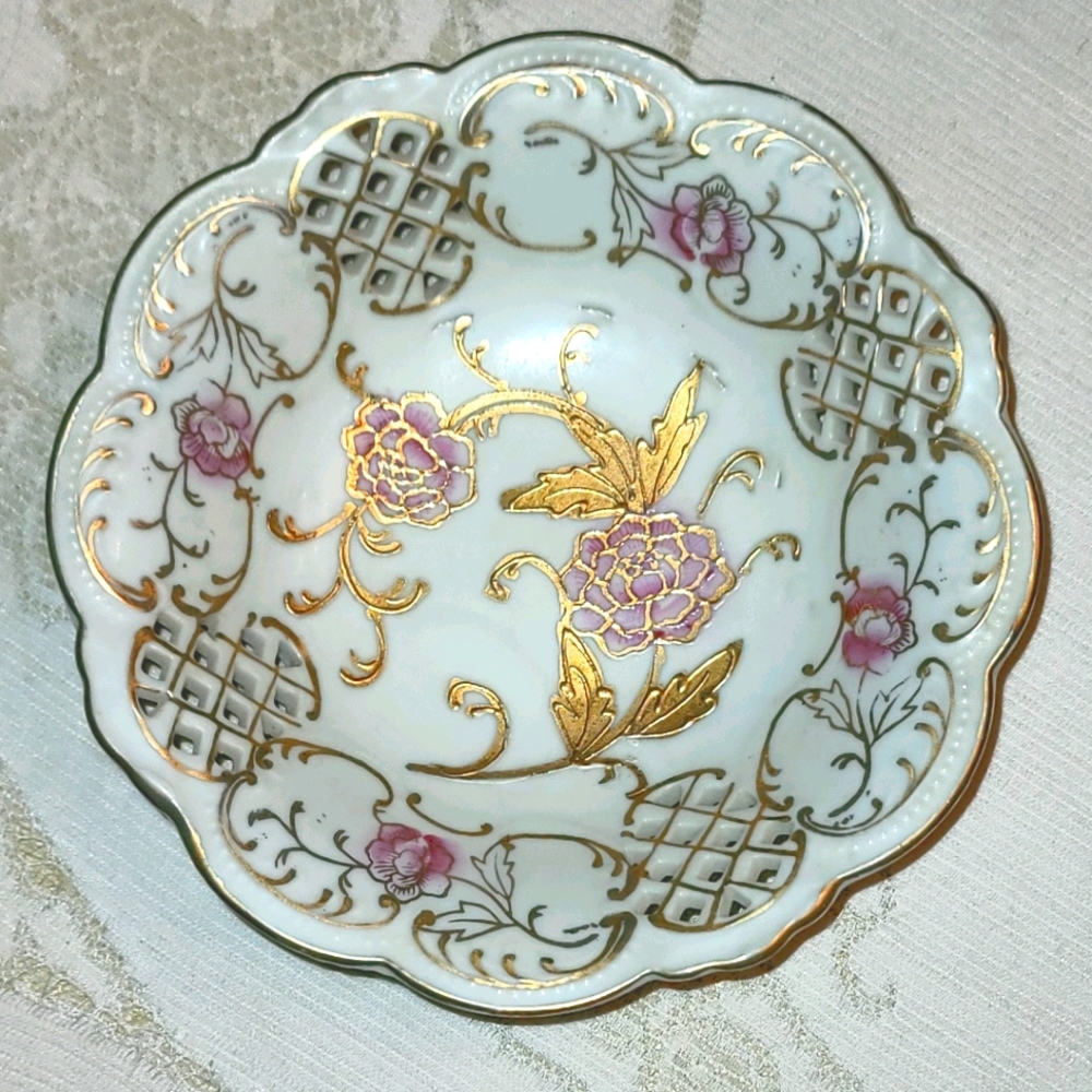 🍬DRESDEN STYLED PORCELAIN CANDY DISH 🍬